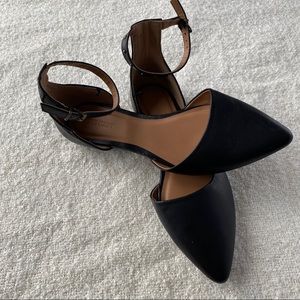 Old Navy | black pointed toe flats